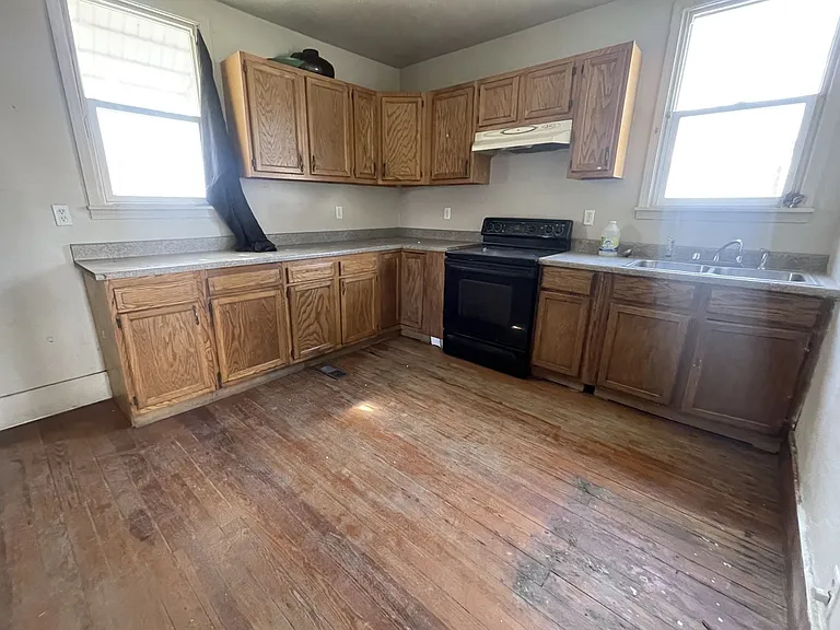 500 Frankford Rd — Photo 9