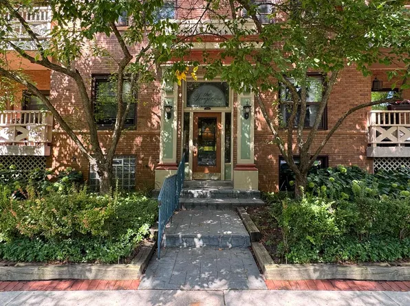 2649 North Hackett AVENUE #6, Milwaukee, WI 53211