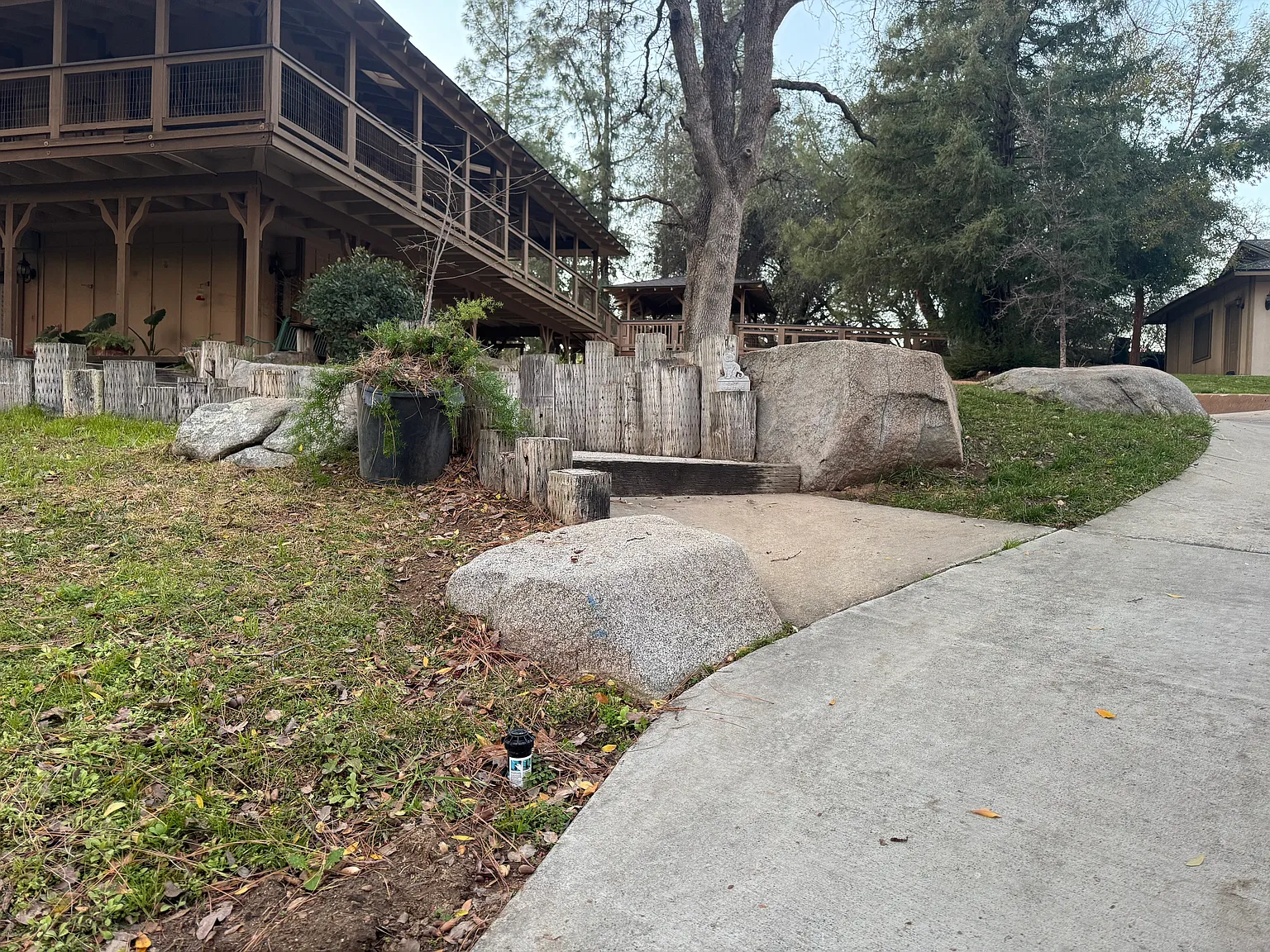 18464 Tollhouse Rd — Photo 4
