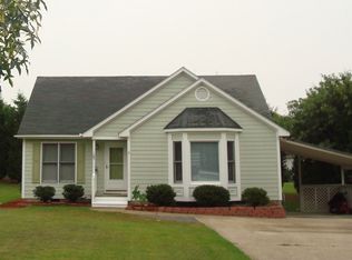 105 S Tunstall Ave, Apex, NC 27502