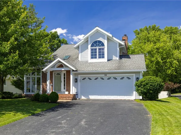 84 Legacy Oak Trl, Pittsford, NY 14534