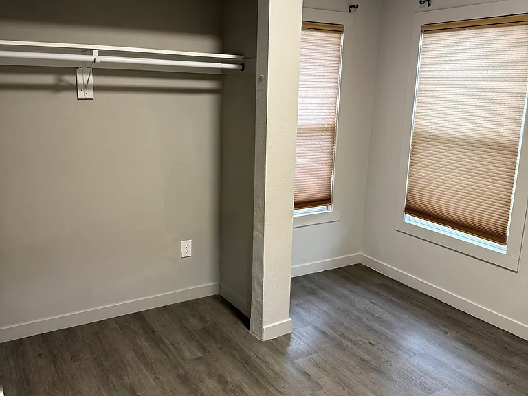 26 E 3rd Ave #1 — Photo 11