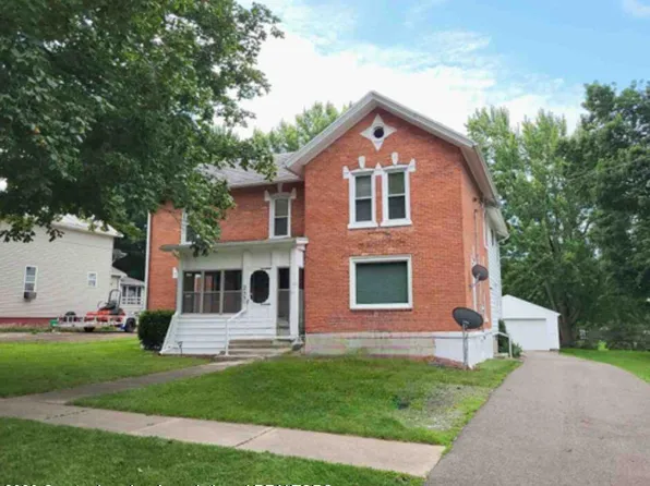 235 W 1st St, Vermontville, MI 49096