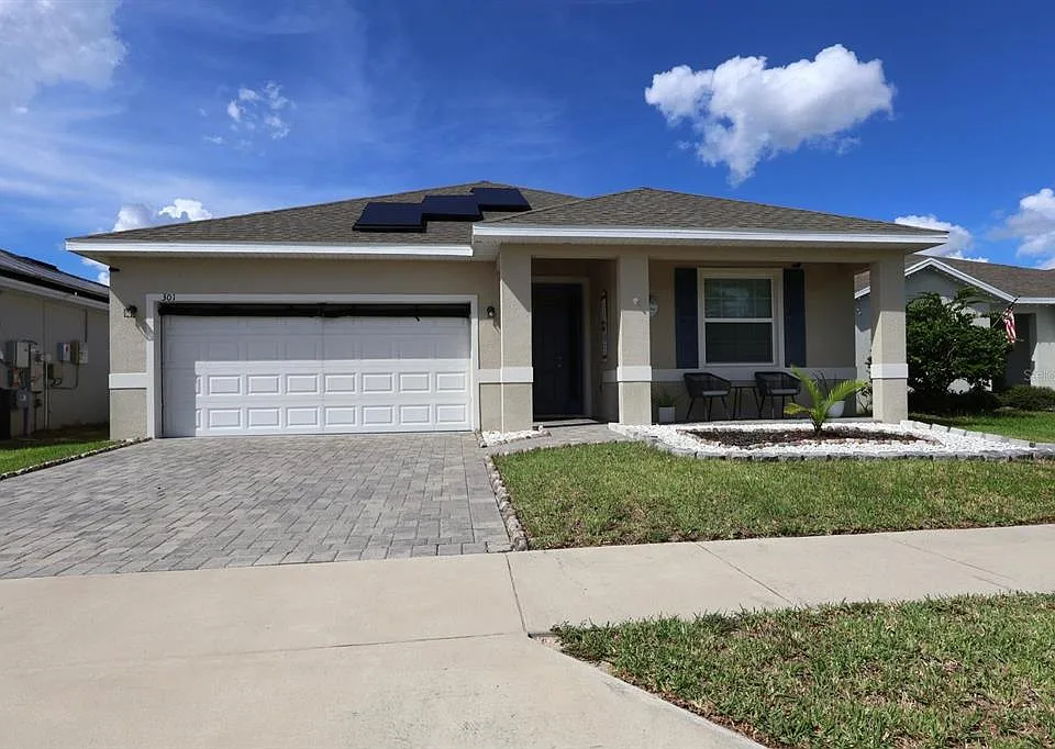 301 Golden Sands Cir