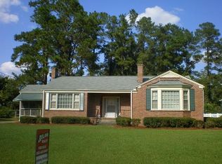 411 Dantzler St, Saint Matthews, SC 29135