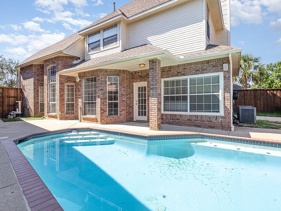 1st image of 906 Beau Dr