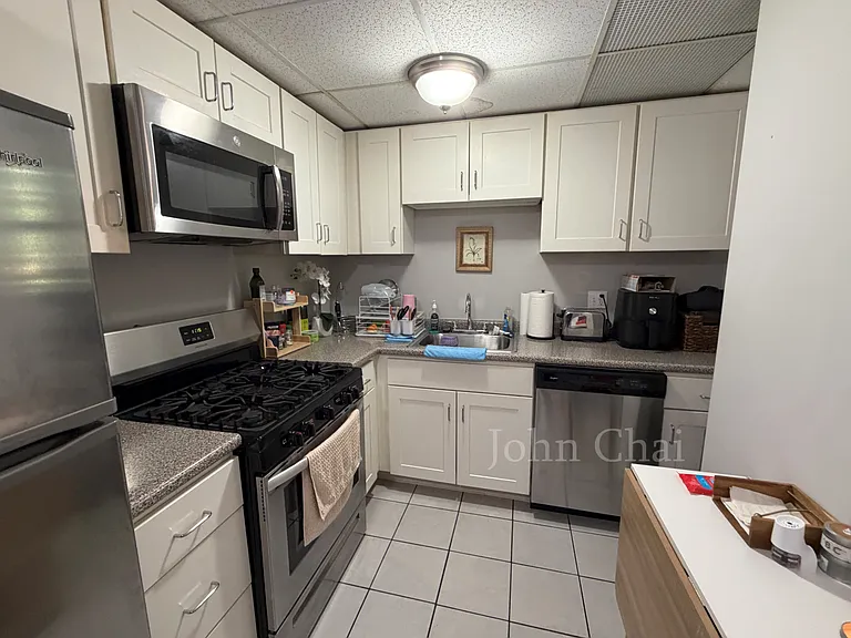 210 Chestnut Hill Ave #2 — Photo 23