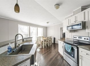 8442 Why Not Ct, Dexter, IA 50070