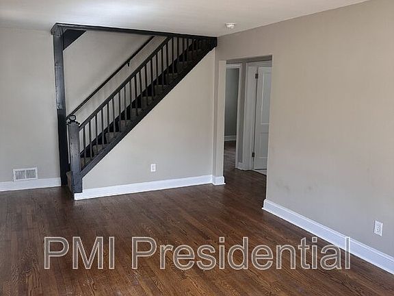 4th image of 1507 Foster Rd