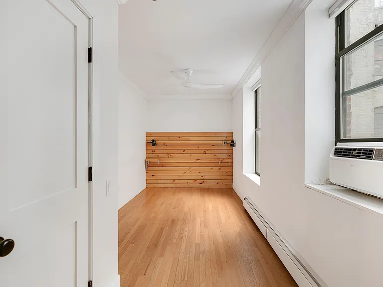 118 W 112th St #4A — Photo 11