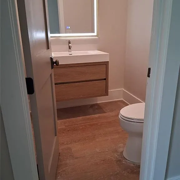 3525 Kingsboro Rd NE — Photo 9