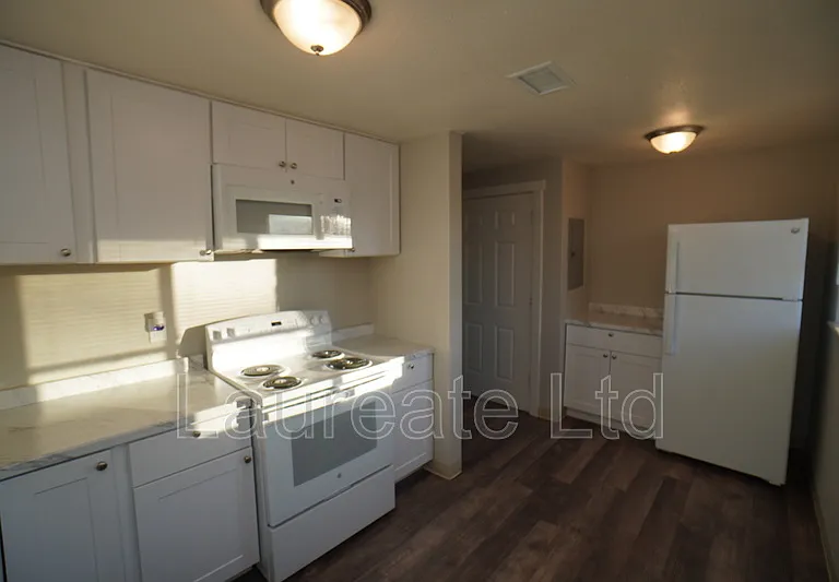 677 Miller Ct — Photo 7