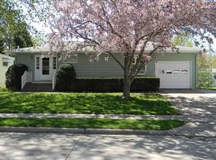 3023 Clover St, Iowa City, IA