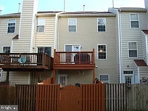 Building Photo - 1125 Simsbury Ct