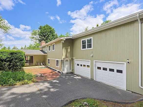 17 Churchill Rd #0 — Photo 1