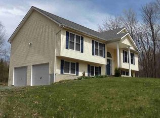 317 E Fallkill Rd, Hyde Park, NY 12538