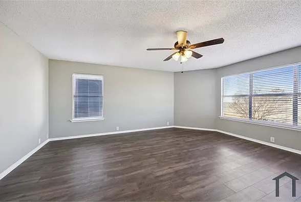 217 Amber Ridge Dr — Photo 7