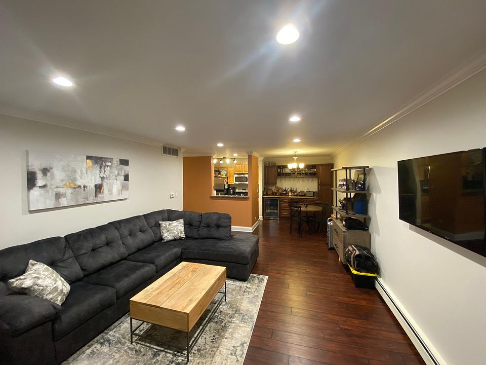 1st image of 1931 Prairie Sq APT 322