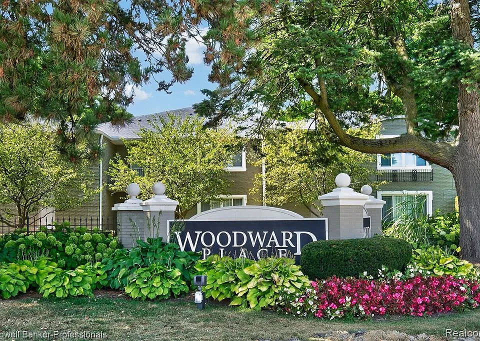 1111 N Old Woodward Ave #17