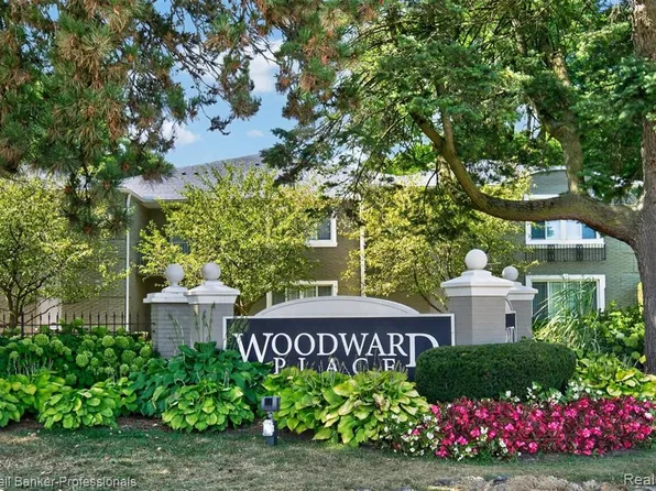 1111 N Old Woodward Ave Unit 17, Birmingham, MI 48009