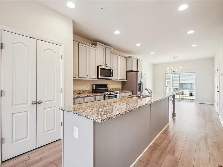 627 Quarterpath Way — Photo 7