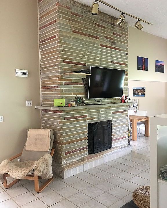 1st image of 1092 Sellman Dr