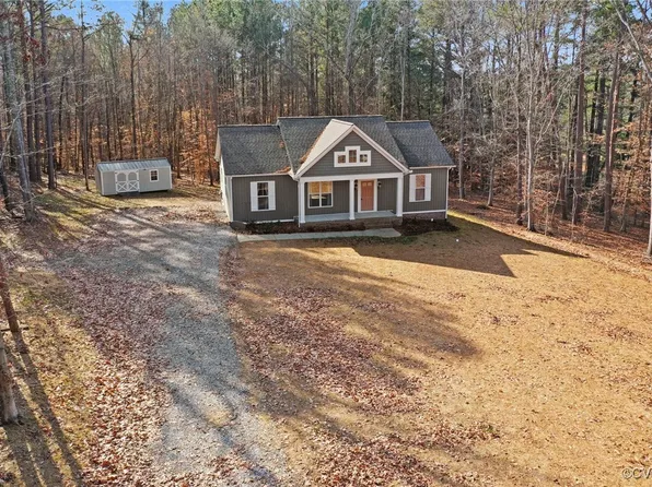 1172 Daniels Trl, South Boston, VA 24592