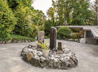 18585 Marine View Dr SW, Normandy Park, WA 98166