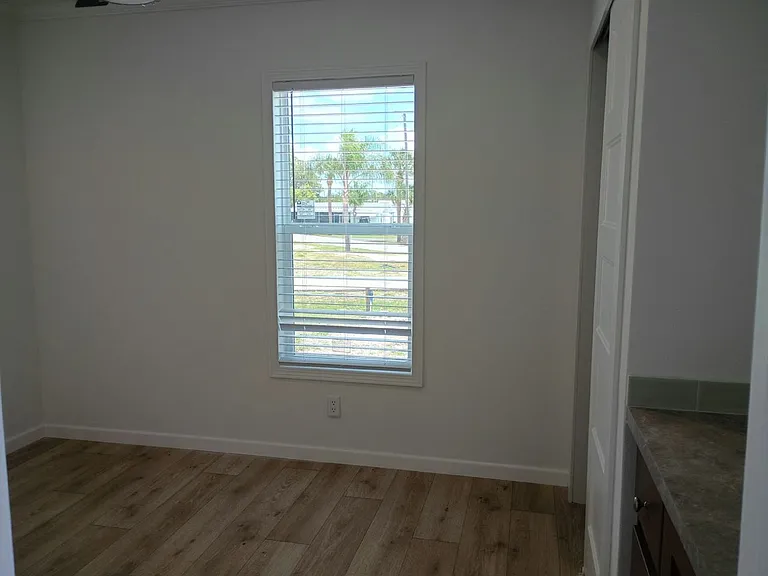 Sunshine MH & RV Resort — Photo 54