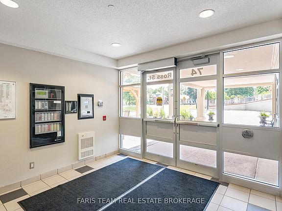 4th image of 74 Ross St #82