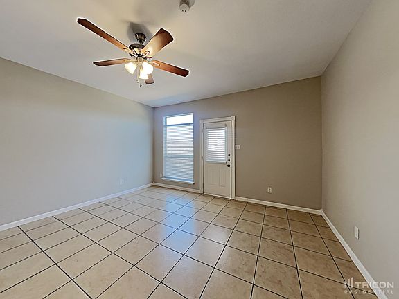 3rd image of 1013 Fairweather Dr