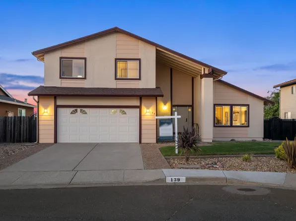 139 Hollyhock Ct, Hercules, CA 94547
