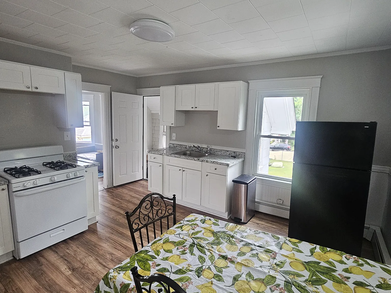 3 bed, 1150 sqft, $1,150 — Photo 1