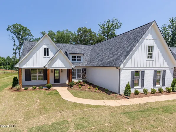 2286 Grand Oak Ln, Southaven, MS 38672