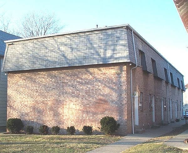 1st image of 88 E Lane Ave APT 2