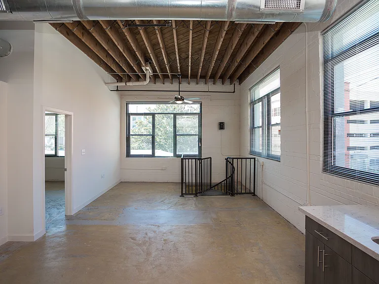 MC Kiser Lofts — Photo 36