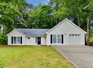 3128 Country Lake Dr, Powder Springs, GA 30127