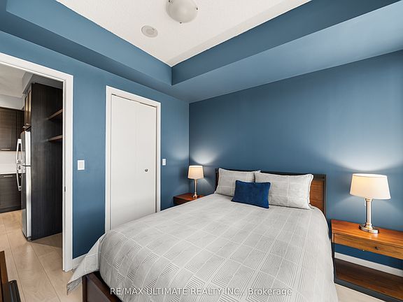 3rd image of 50 Bruyeres Mews #1001