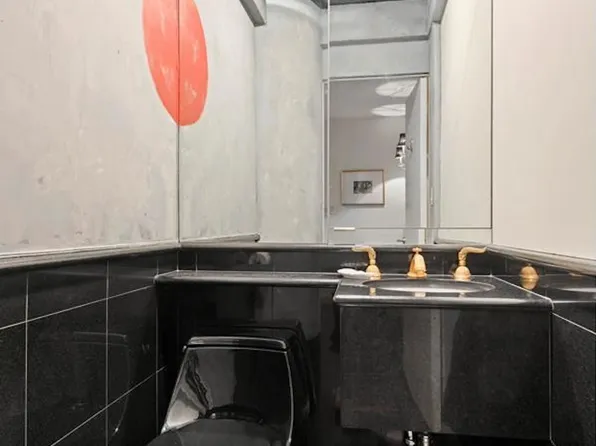 870 5th Avenue image 11 of 13