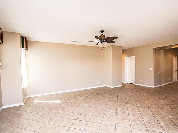 3rd image of 19421 N 110th Ln