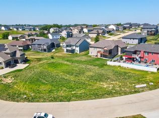 200 Edelweiss Cir, Tiffin, IA 52340