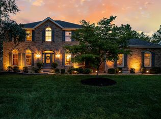 76 Gillette Field Close, Weldon Spring, MO 63304