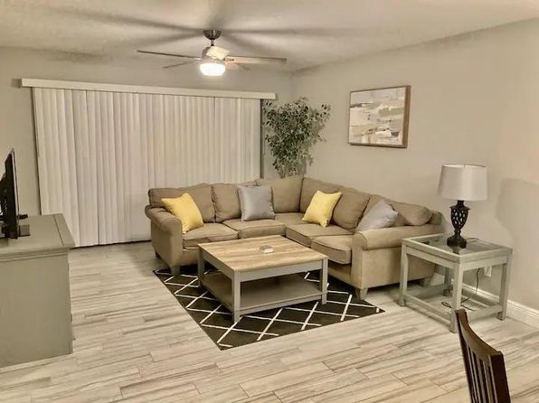 1392 Churchill Cir #O-101