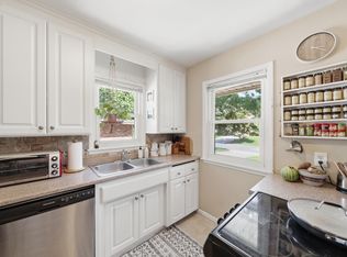 5124 Richmond Dr, Edina, MN 55436