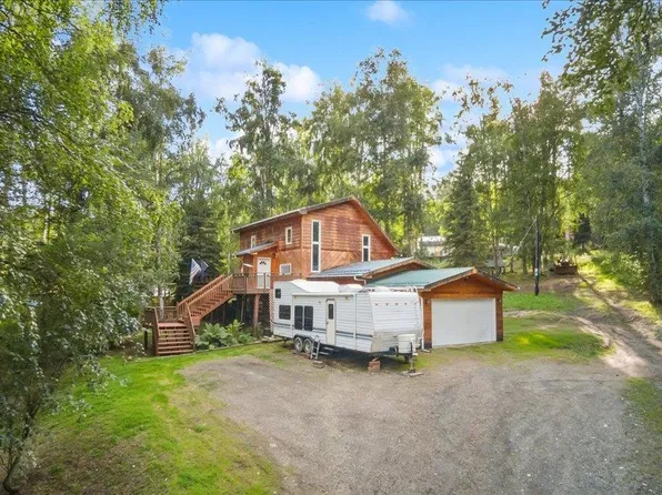 1411 Whistling Swan Dr, Fairbahnks, AK 99723