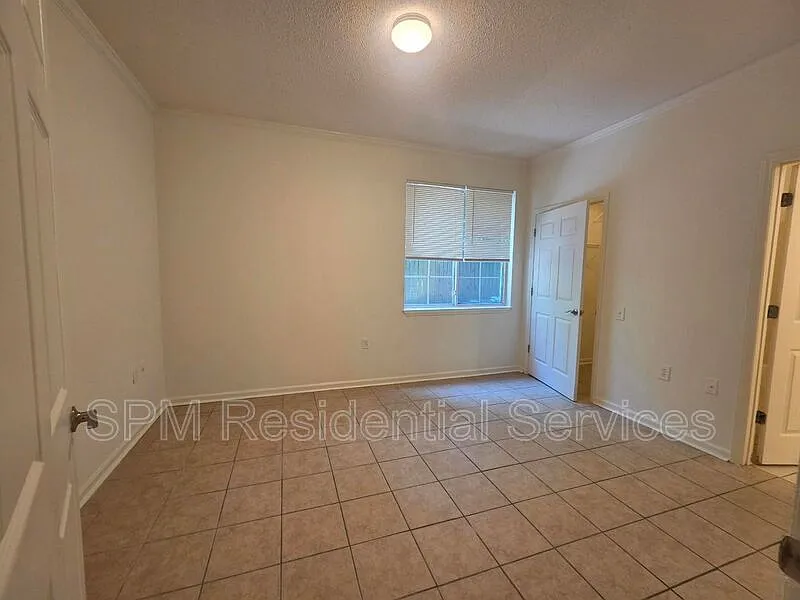1 bed, 1.0 bath, 800 sqft, $1,100 — Photo 4