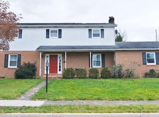 375 Thompson St, Mifflinburg, PA 17844