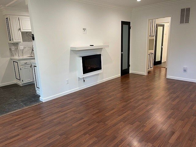 1st image of 11975 Iowa Ave #2