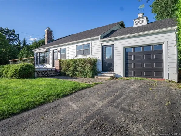 66 Water St, Saint Andrews, NB E5B 1A5