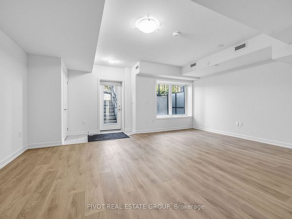3rd image of 56 Elizabeth St S #1104